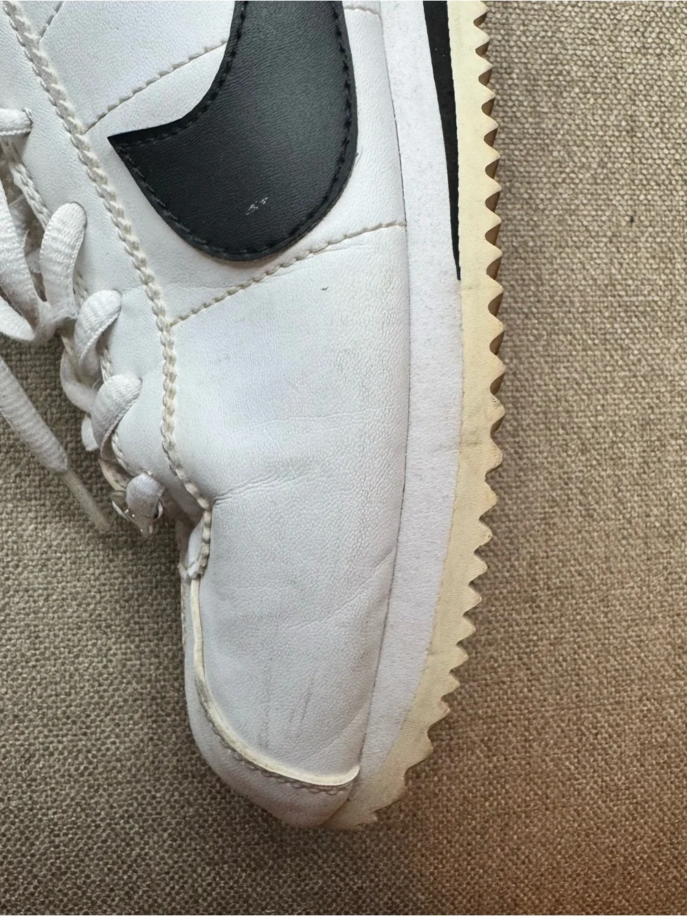 Nike Cortez Sneakers